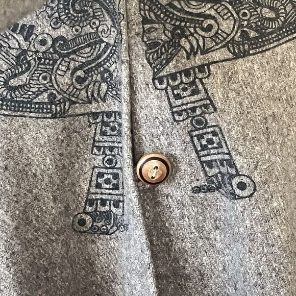 Vintage Molina Aztec Print Wool Poncho Walking Cape One Size Brown Fringe Brown - Picture 11 of 11